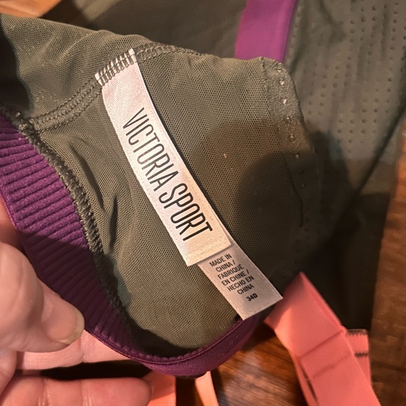 Victoria's Secret VSX Purple Coral Orange Racerback Sports Bra Size 34D - Picture 4 of 7